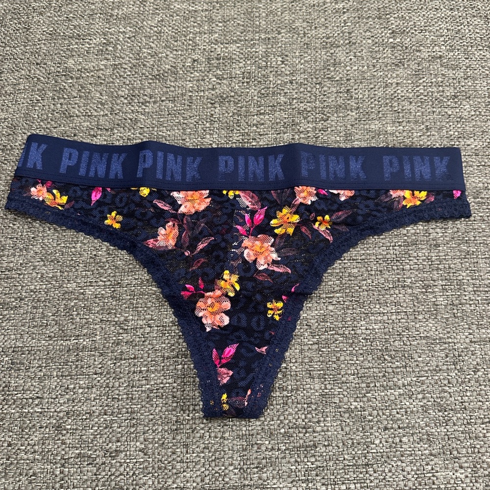 PINK Victoria’s Secret Thong Panty